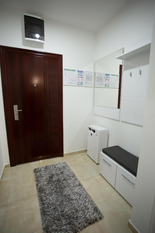Apartman Sunset Sremska Mitrovica Exterior photo